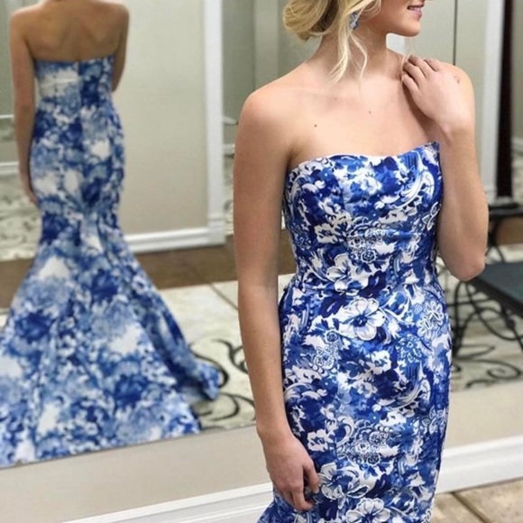 Sherri Hill floral gown - Picture 1 of 4